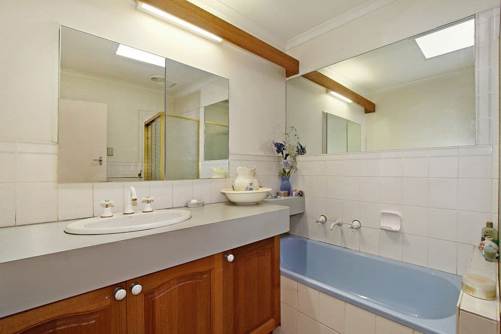 17 GLEN DHU Road, KILSYTH VIC 3137, Kilsyth - Thumbnail 5