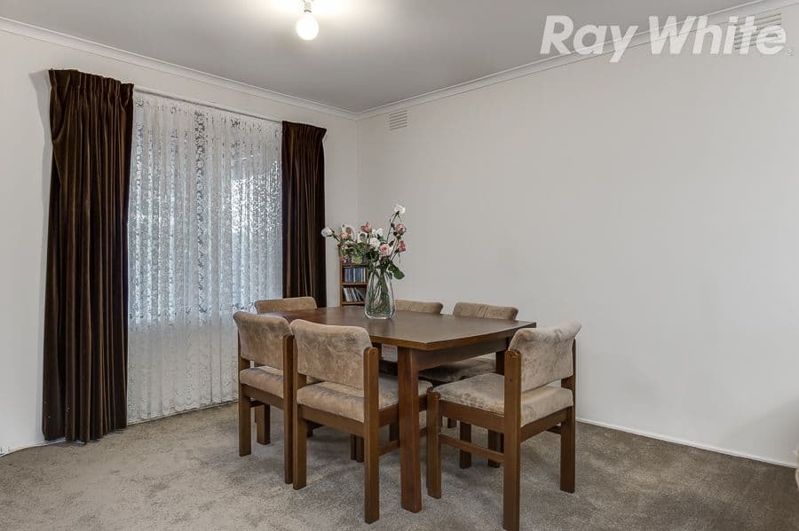 17 Kilborn Court, MILL PARK VIC 3082, Mill Park - Thumbnail 3