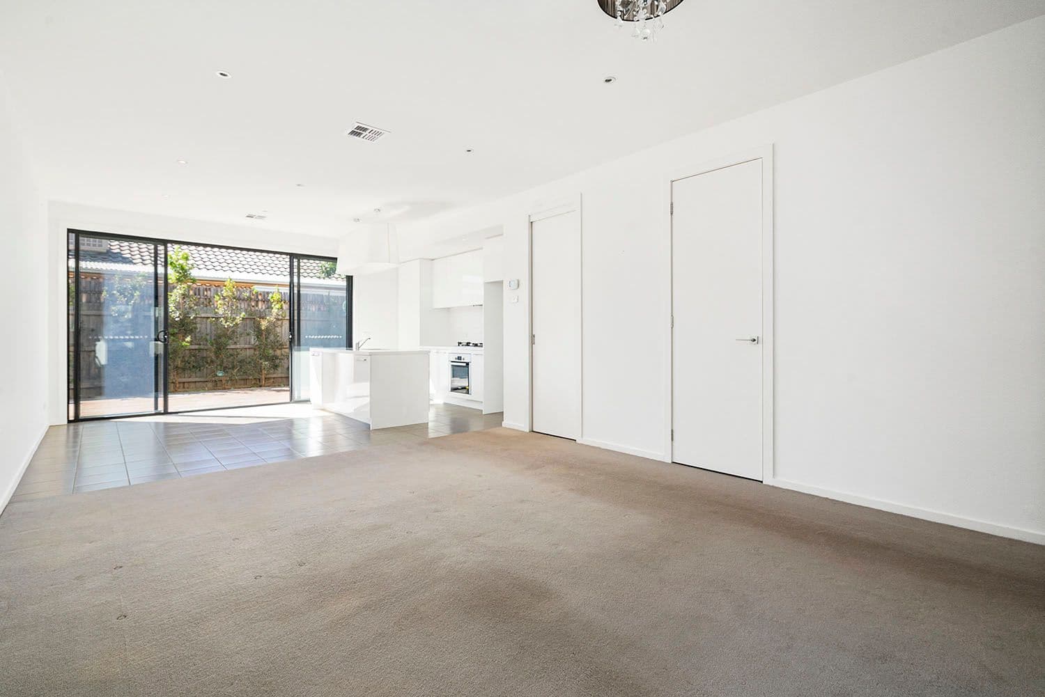24 Lavender Avenue, Cheltenham VIC 3192, Cheltenham - Thumbnail 3