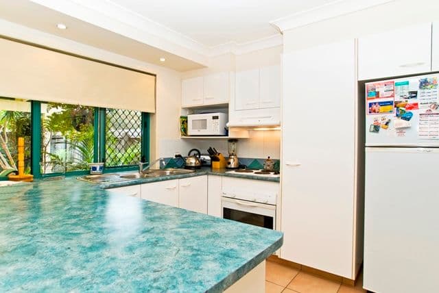 28 Ancona Street, CARRARA QLD 4211, Carrara - Thumbnail 2
