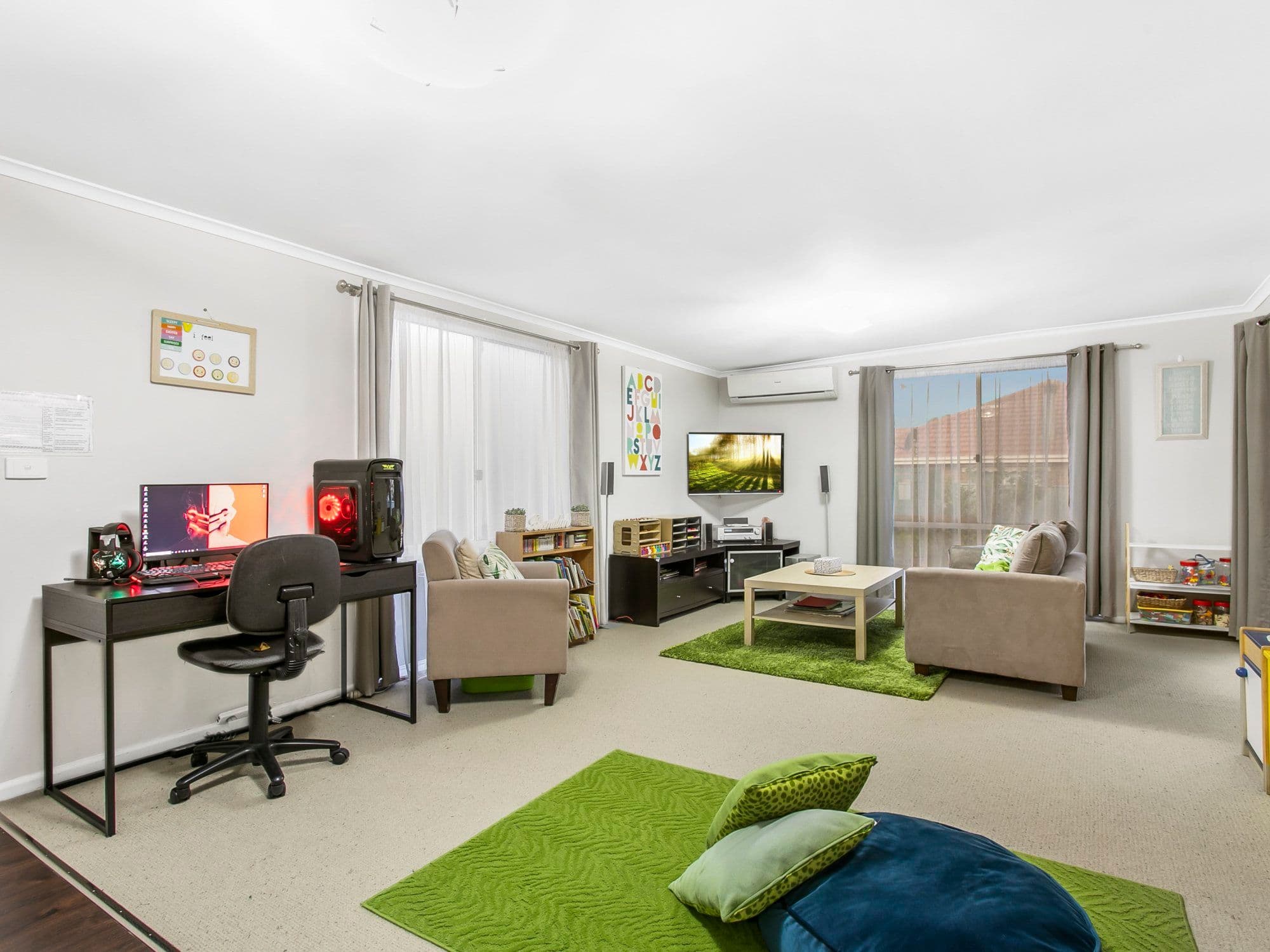 14 Pinnacle Way, Hampton Park VIC 3976, Hampton Park - Thumbnail 3