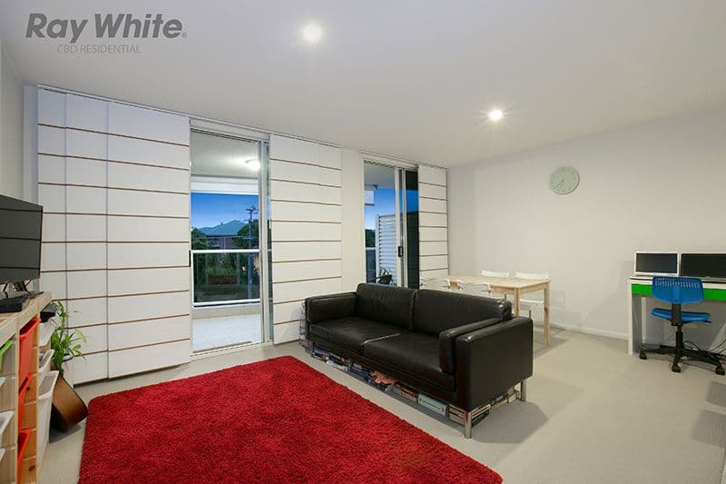 53 Dunmore Terrace, AUCHENFLOWER QLD 4066, Auchenflower - Thumbnail 3