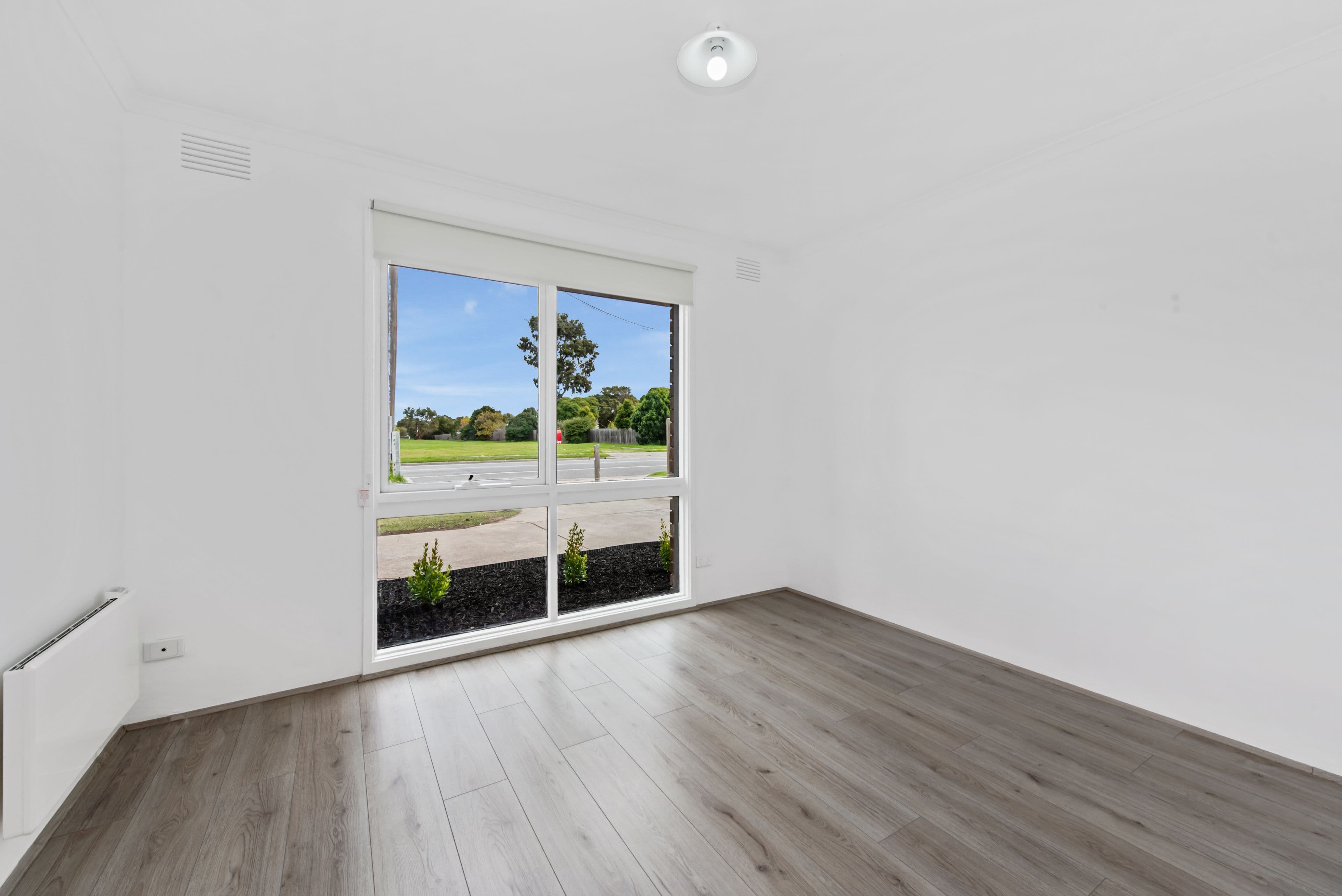 16 Main Street, Pakenham VIC 3810, Pakenham - Thumbnail 7