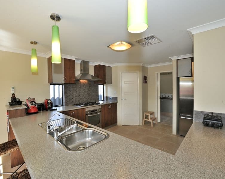 66 Seawind Drive, ROCKINGHAM WA 6168, Rockingham - Thumbnail 6