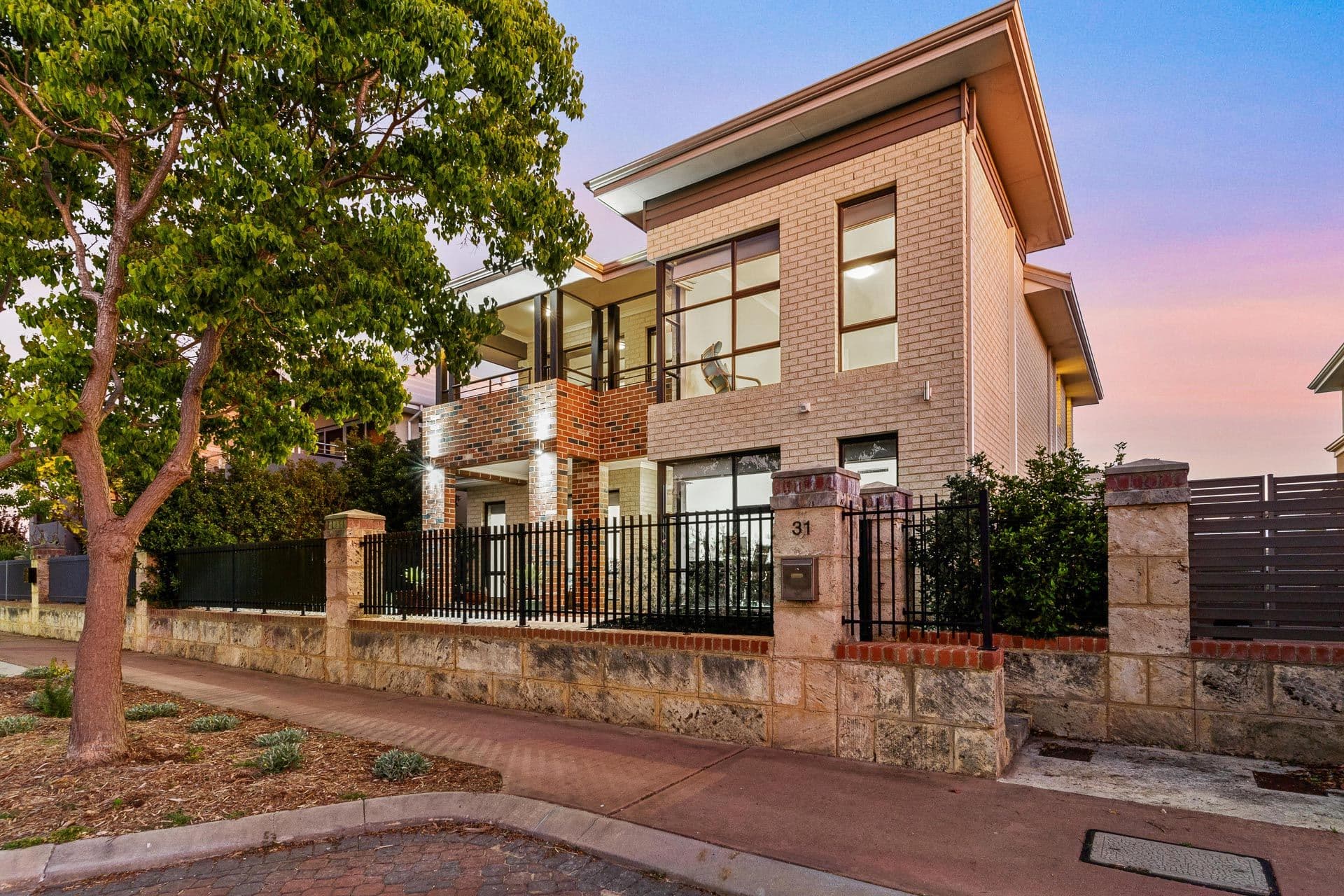31 The Embankment, South Guildford WA 6055, South Guildford - Thumbnail 2