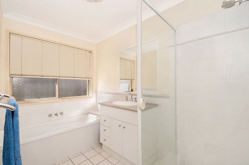 17 Greensborough Crescent, PARKWOOD QLD 4214, Parkwood - Thumbnail 7