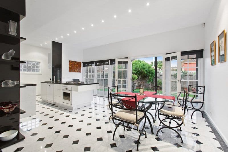 55 Holywood Grove, CARNEGIE VIC 3163, Carnegie - Thumbnail 2