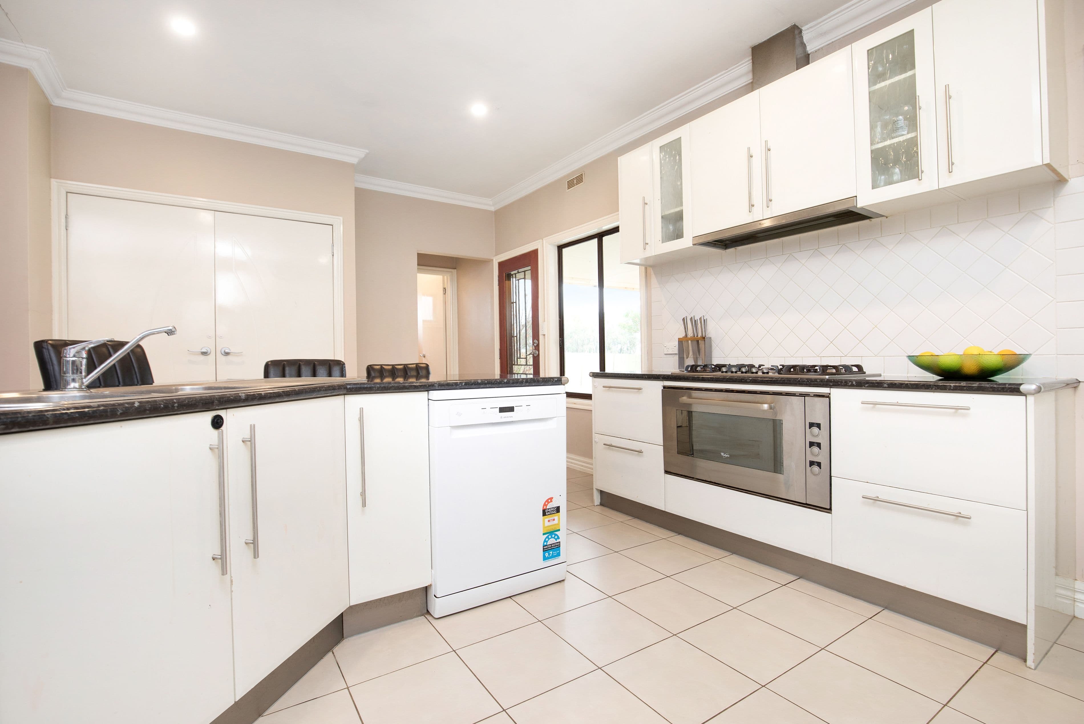 533 Koorlong Avenue, Irymple VIC 3498, Irymple - Thumbnail 5