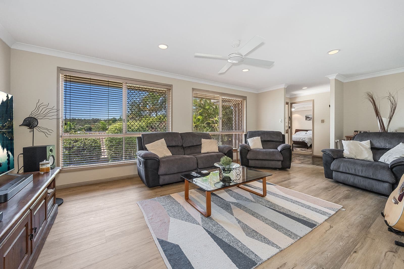 22 Langley Place, Albany Creek QLD 4035, Albany Creek - Thumbnail 4