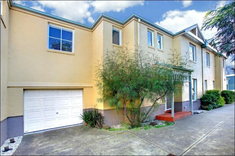 33 Munro Street, COBURG VIC 3058, Coburg - Image 1