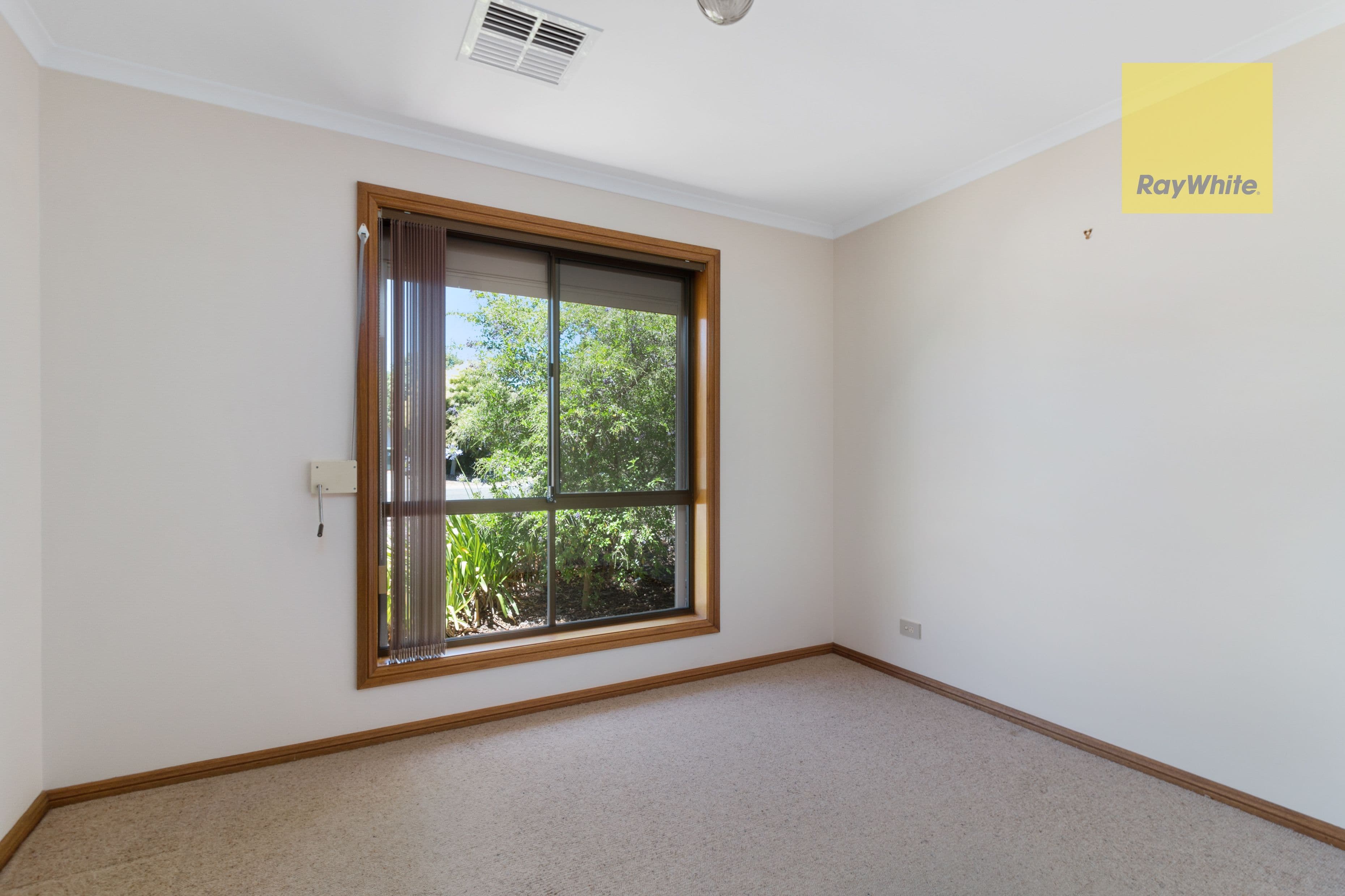 13 Hendrix Crescent, Woodcroft SA 5162, Woodcroft - Thumbnail 8