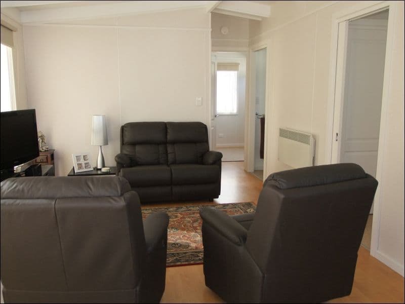 Suite 76 Blue Gum Residential Park, BEACONSFIELD VIC 3807, Beaconsfield - Thumbnail 3