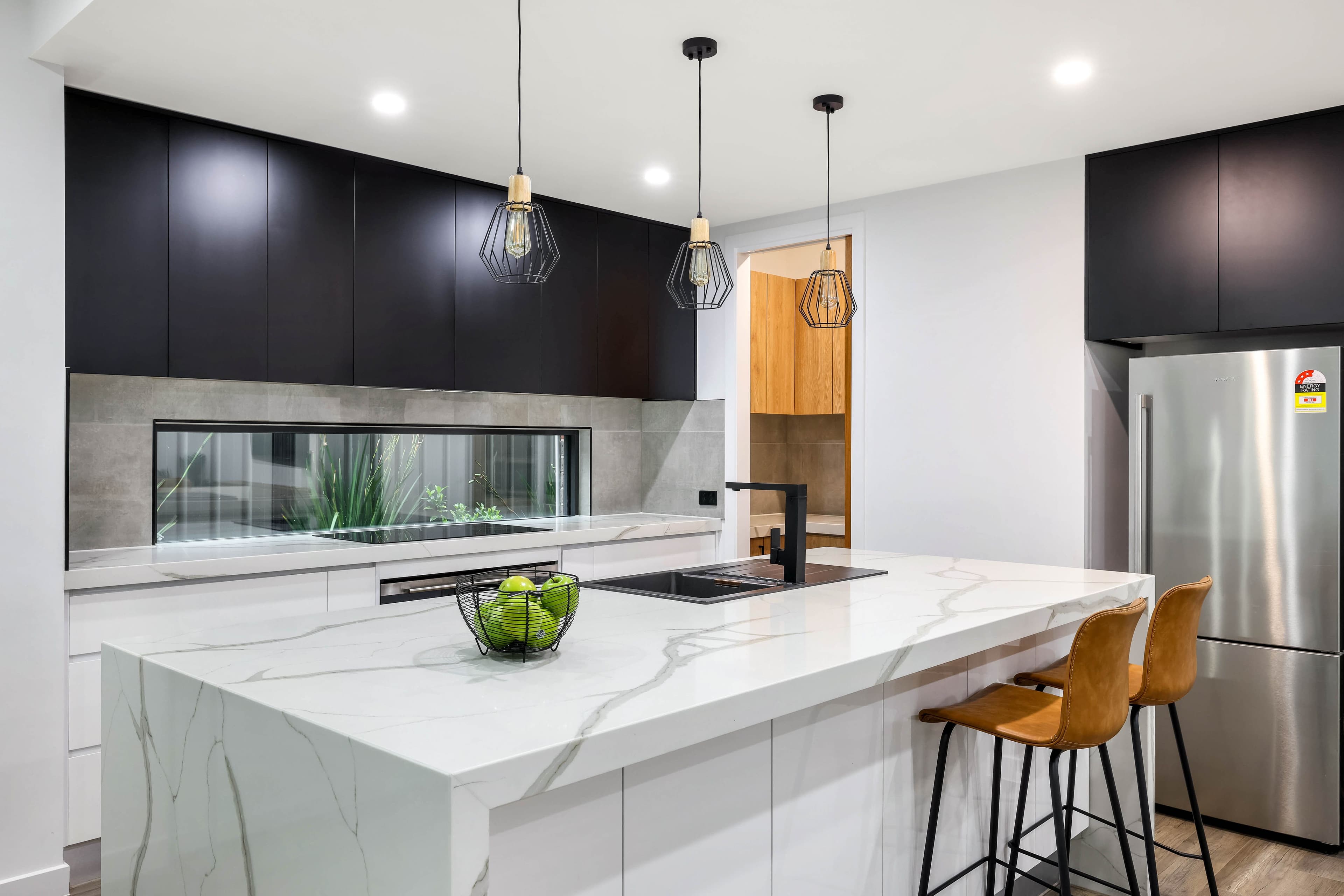 12 Crestwood Road, Greenvale VIC 3059, Greenvale - Thumbnail 3