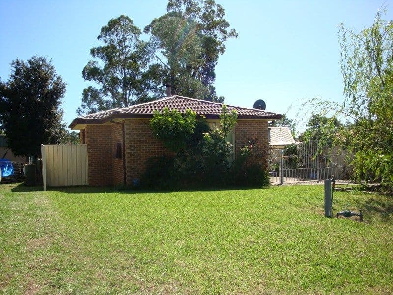 9  Turquoise Crescent, BOSSLEY PARK NSW 2176, Bossley Park - Thumbnail 2