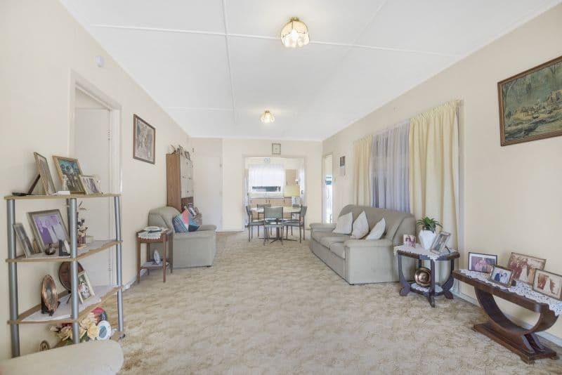 58 Manus Avenue, Palm Beach QLD 4221, Palm Beach - Thumbnail 4