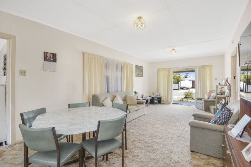 58 Manus Avenue, Palm Beach QLD 4221, Palm Beach - Thumbnail 5