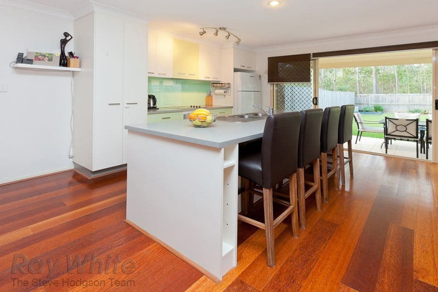 6 St John Place, SPRINGFIELD LAKES QLD 4300, Springfield Lakes - Thumbnail 2