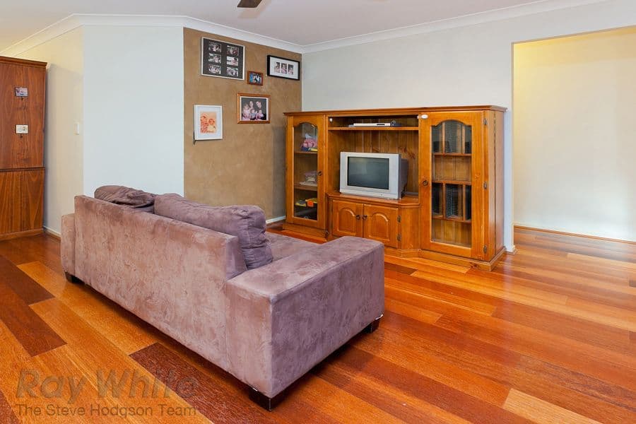 6 St John Place, SPRINGFIELD LAKES QLD 4300, Springfield Lakes - Thumbnail 4