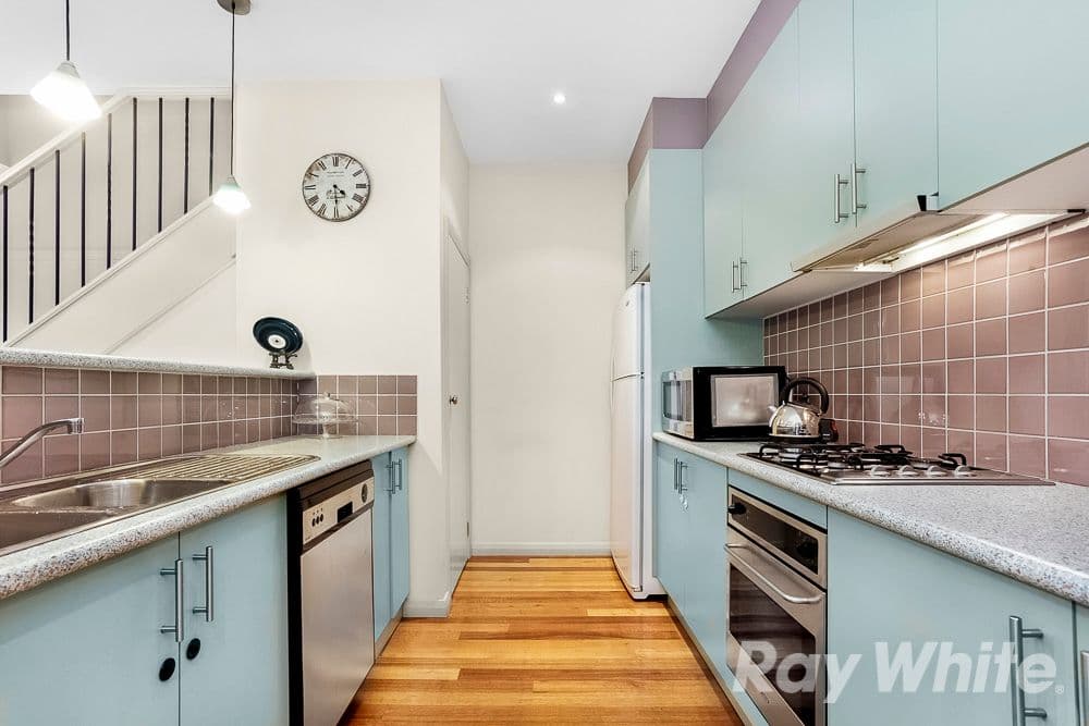 13 Campbell Street, Glen Waverley VIC 3150, Glen Waverley - Thumbnail 5