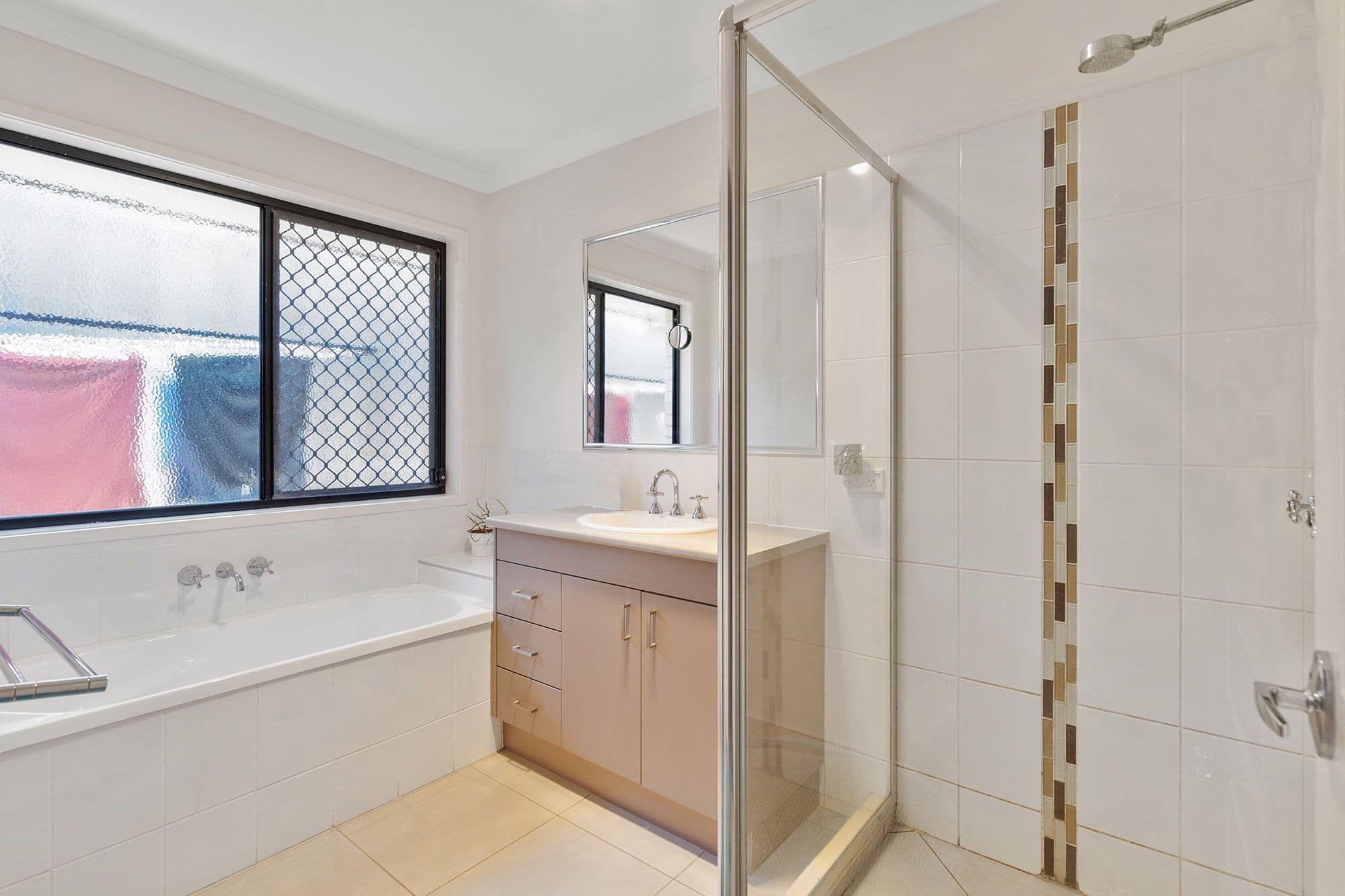 1063 Samford Road, Leichhardt QLD 4305, Leichhardt - Thumbnail 7