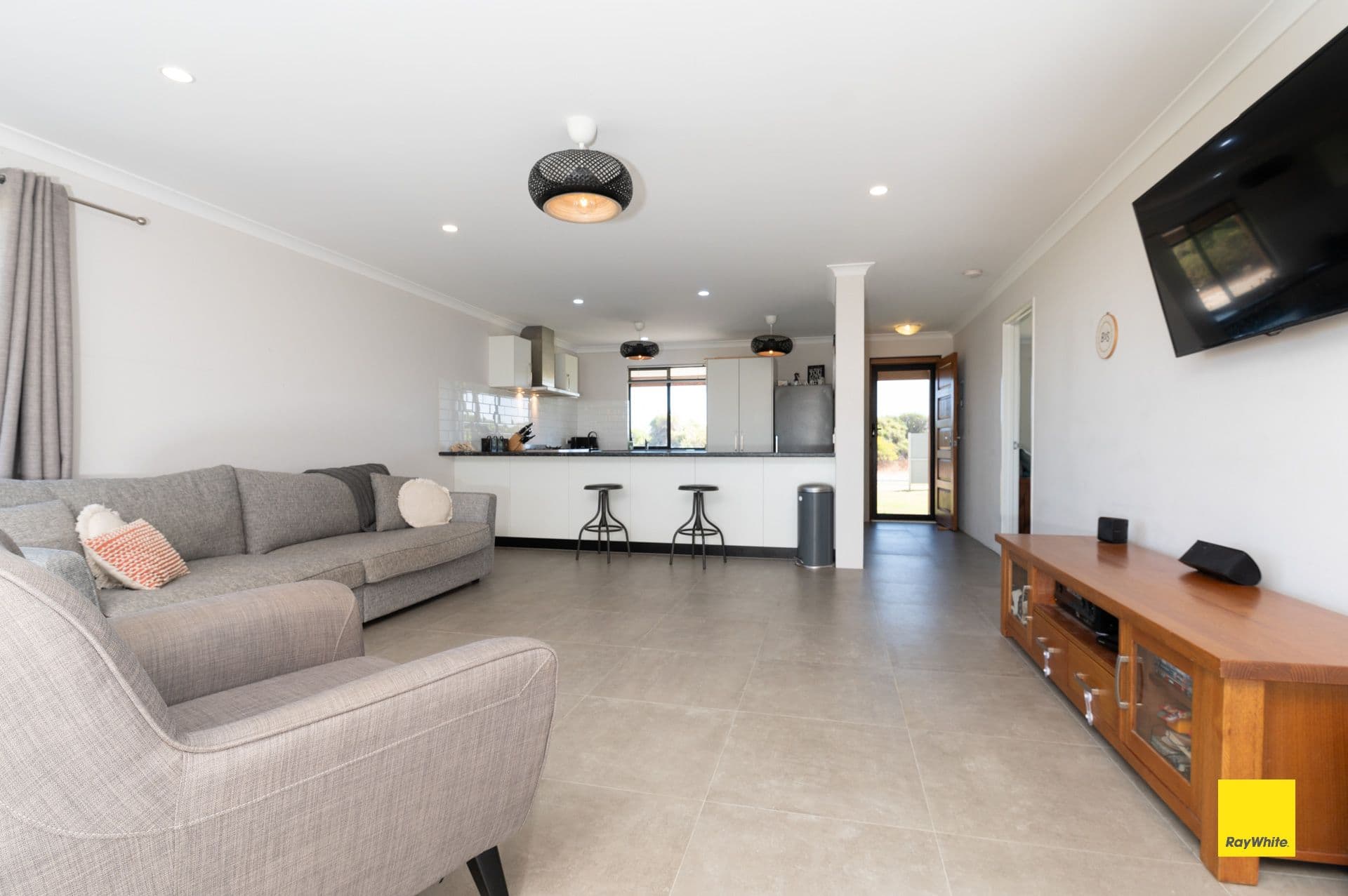 22 Hamelin Avenue, Lancelin WA 6044, Lancelin - Thumbnail 8