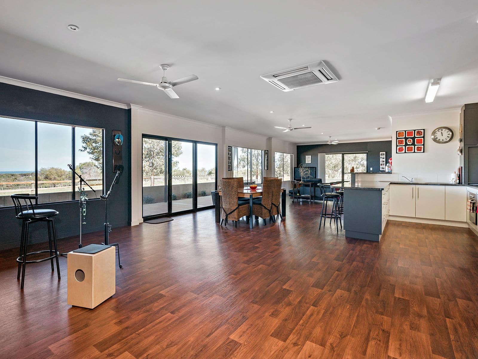 52 Dolbys  Drive, Waggrakine WA 6530, Waggrakine - Thumbnail 4