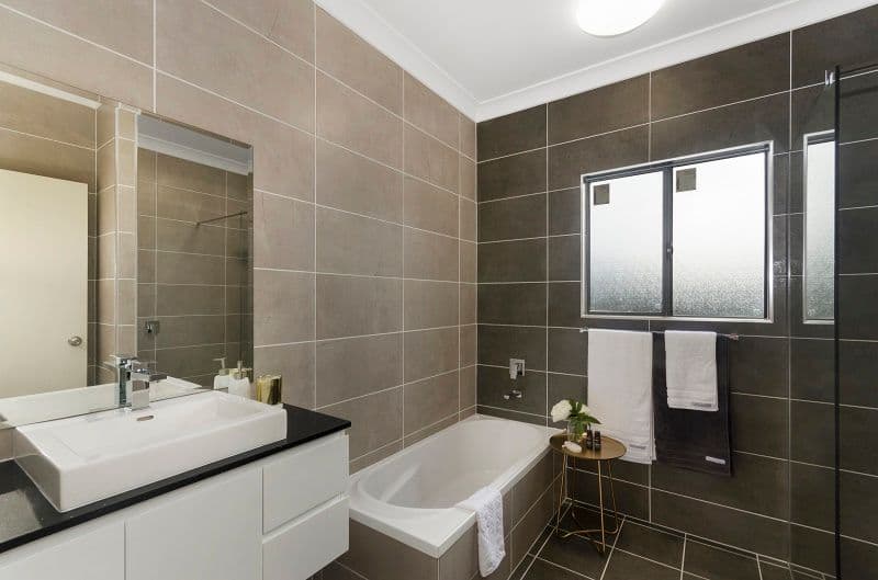 15 Featherwood Street, Mount Low QLD 4818, Mount Low - Thumbnail 4