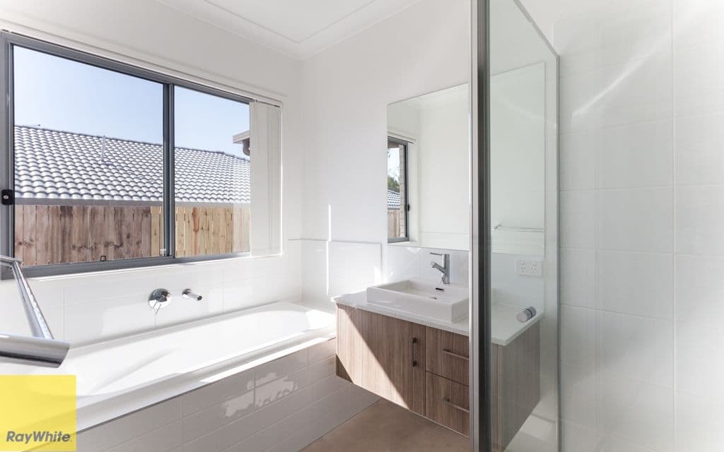26 Tribeca Circuit, Coomera QLD 4209, Coomera - Thumbnail 4