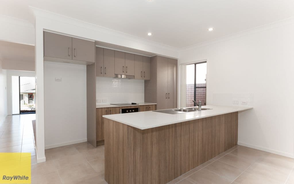 26 Tribeca Circuit, Coomera QLD 4209, Coomera - Thumbnail 8