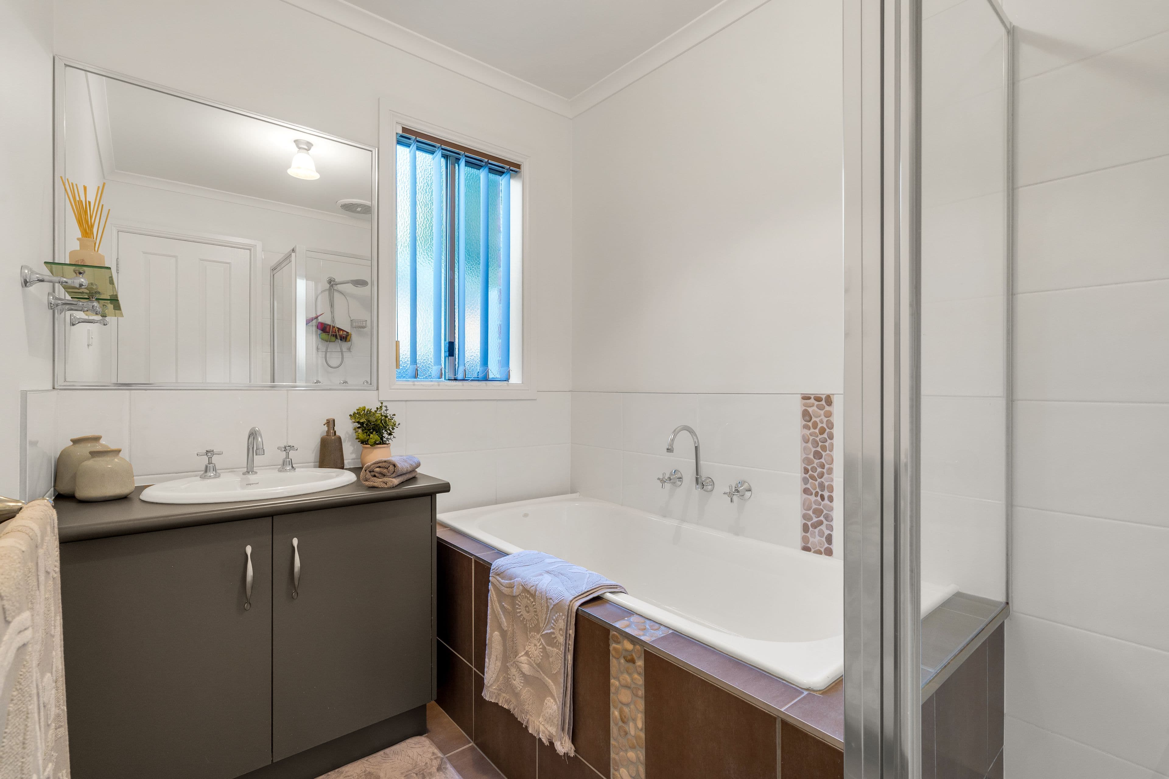 10 Swansea Court, Craigieburn VIC 3064, Craigieburn - Thumbnail 5