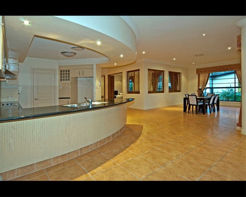 5 Fernbrook Close, BROOKWATER QLD 4300, Brookwater - Thumbnail 5