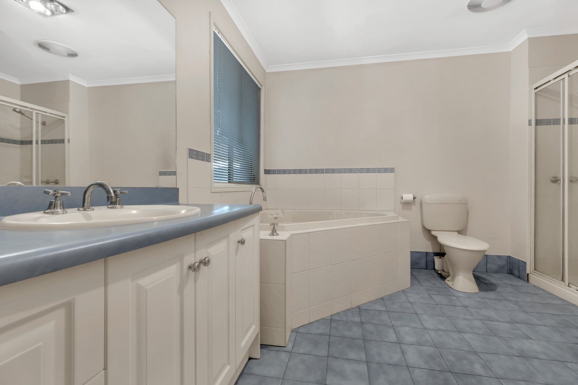 10 Dartmouth Court, Manor Lakes VIC 3024, Manor Lakes - Thumbnail 4
