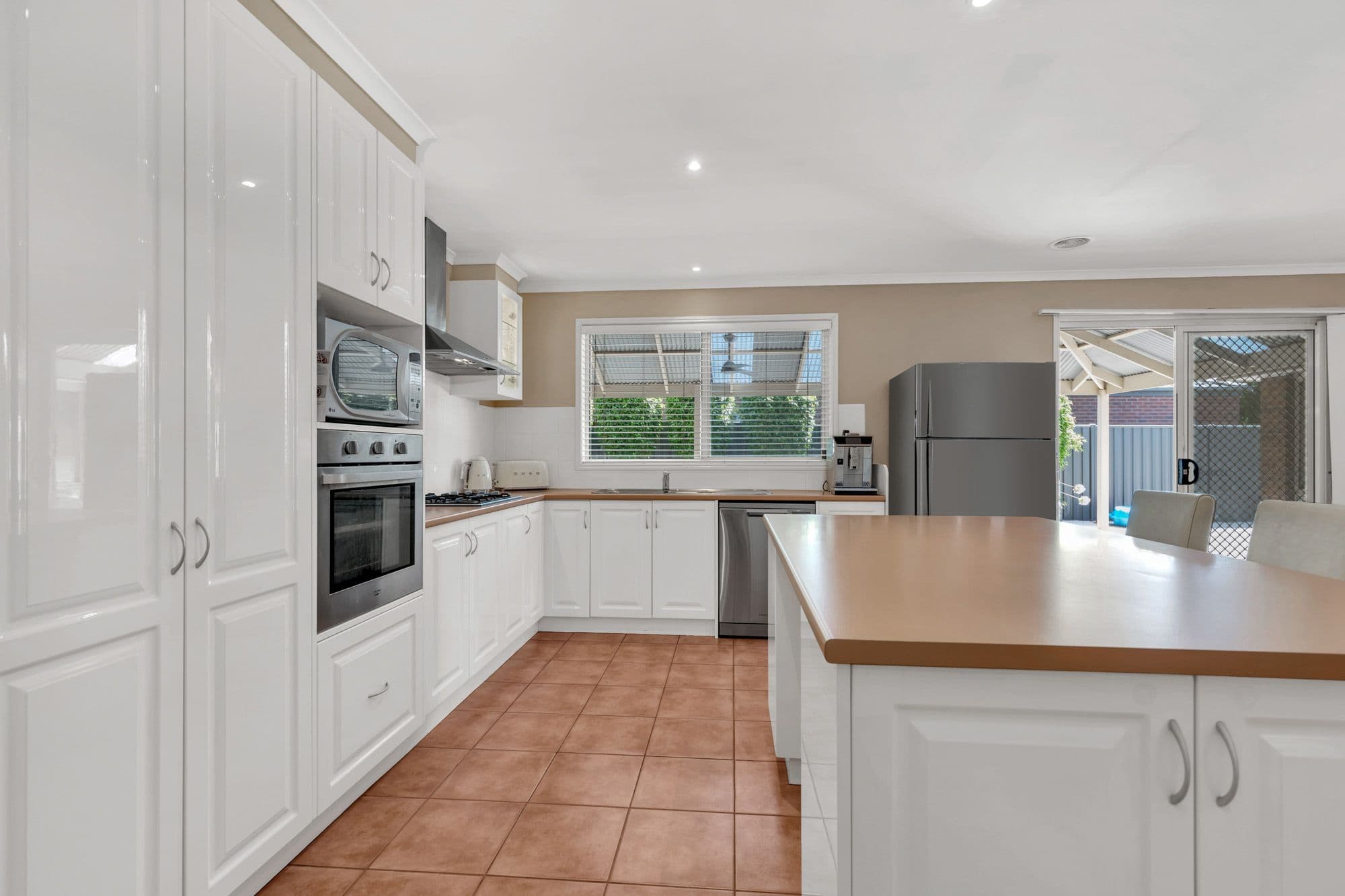 10 Dartmouth Court, Manor Lakes VIC 3024, Manor Lakes - Thumbnail 6