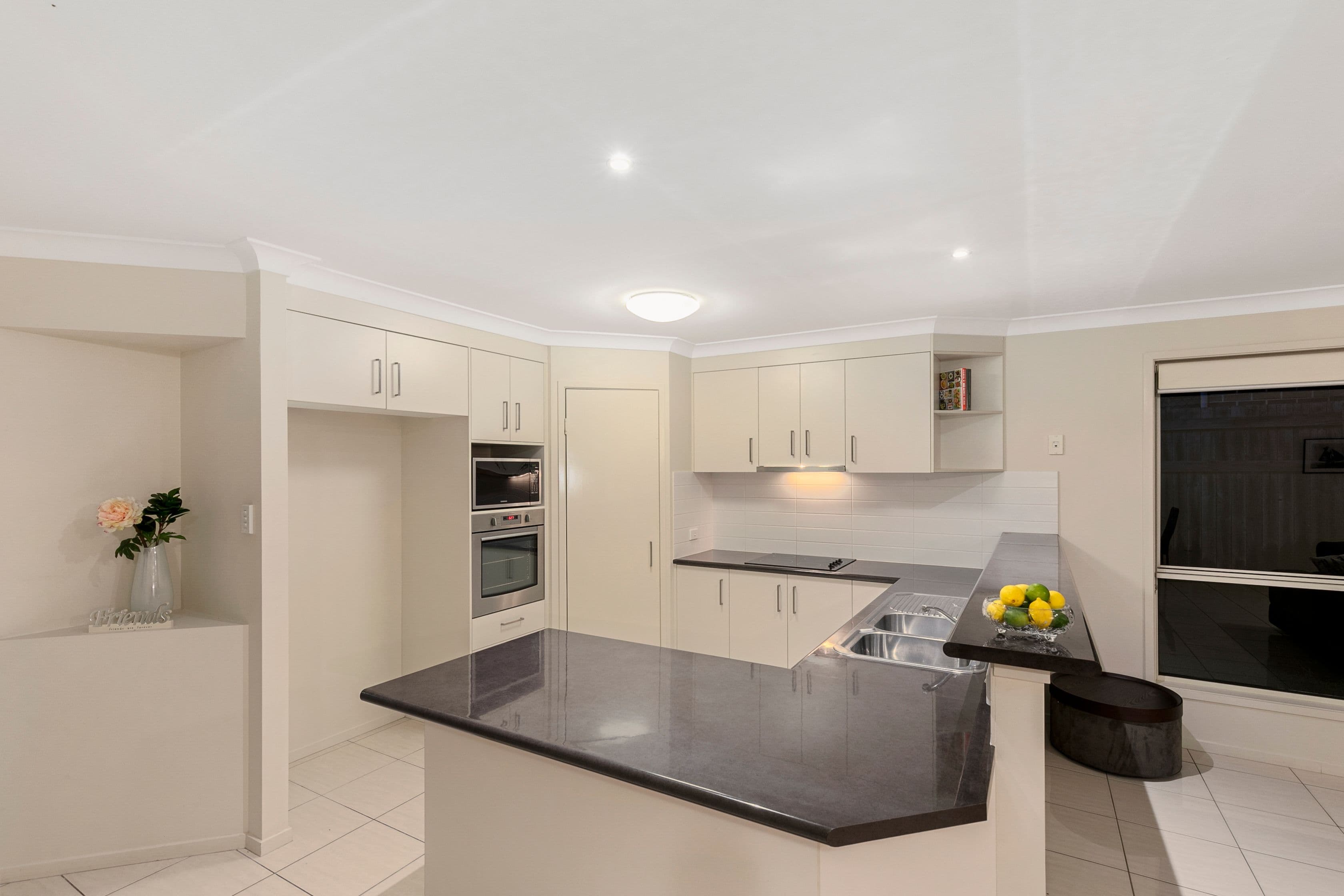 28a Creek Road, Birkdale QLD 4159, Birkdale - Thumbnail 2
