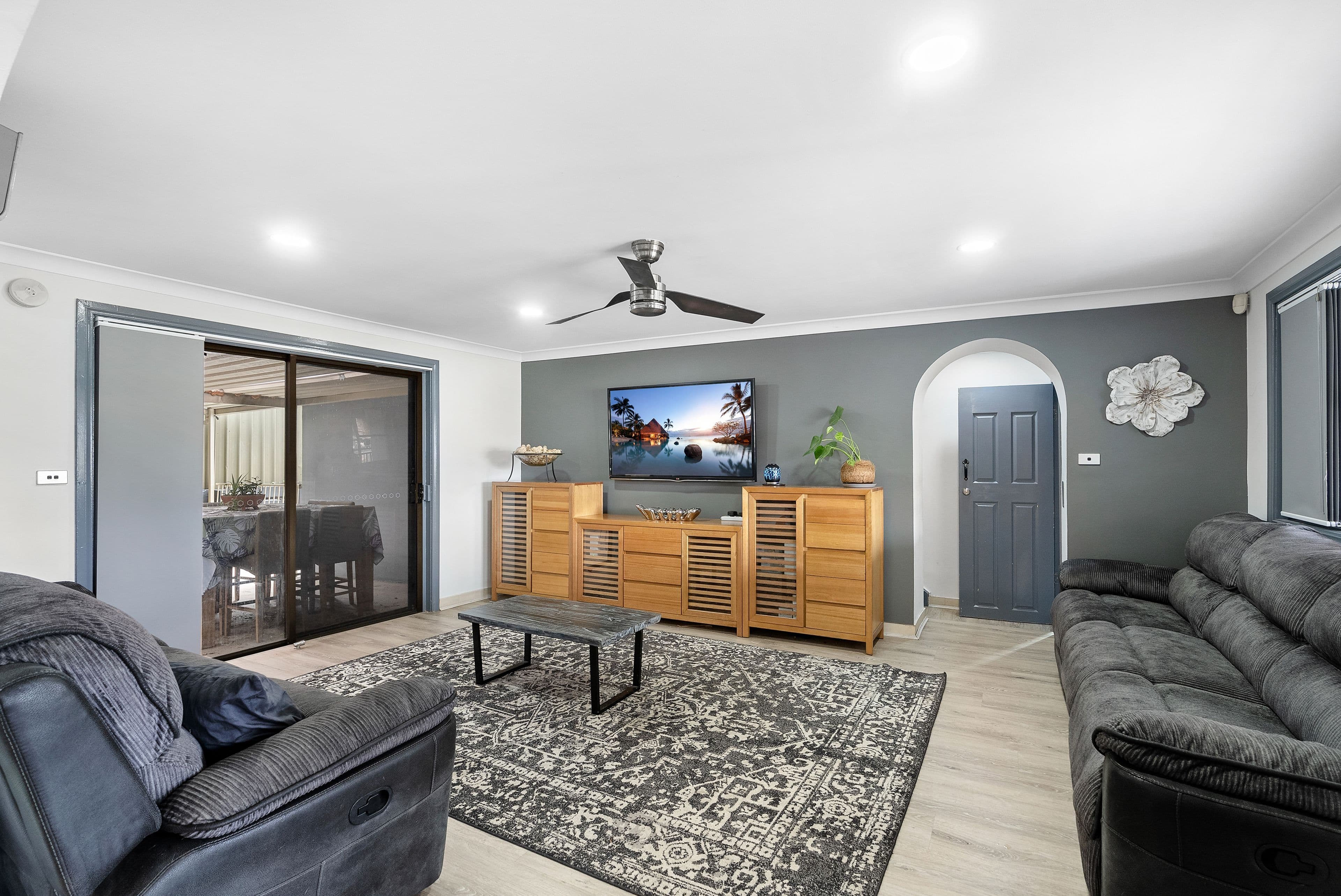 1 Manna Place, Bossley Park NSW 2176, Bossley Park - Thumbnail 2