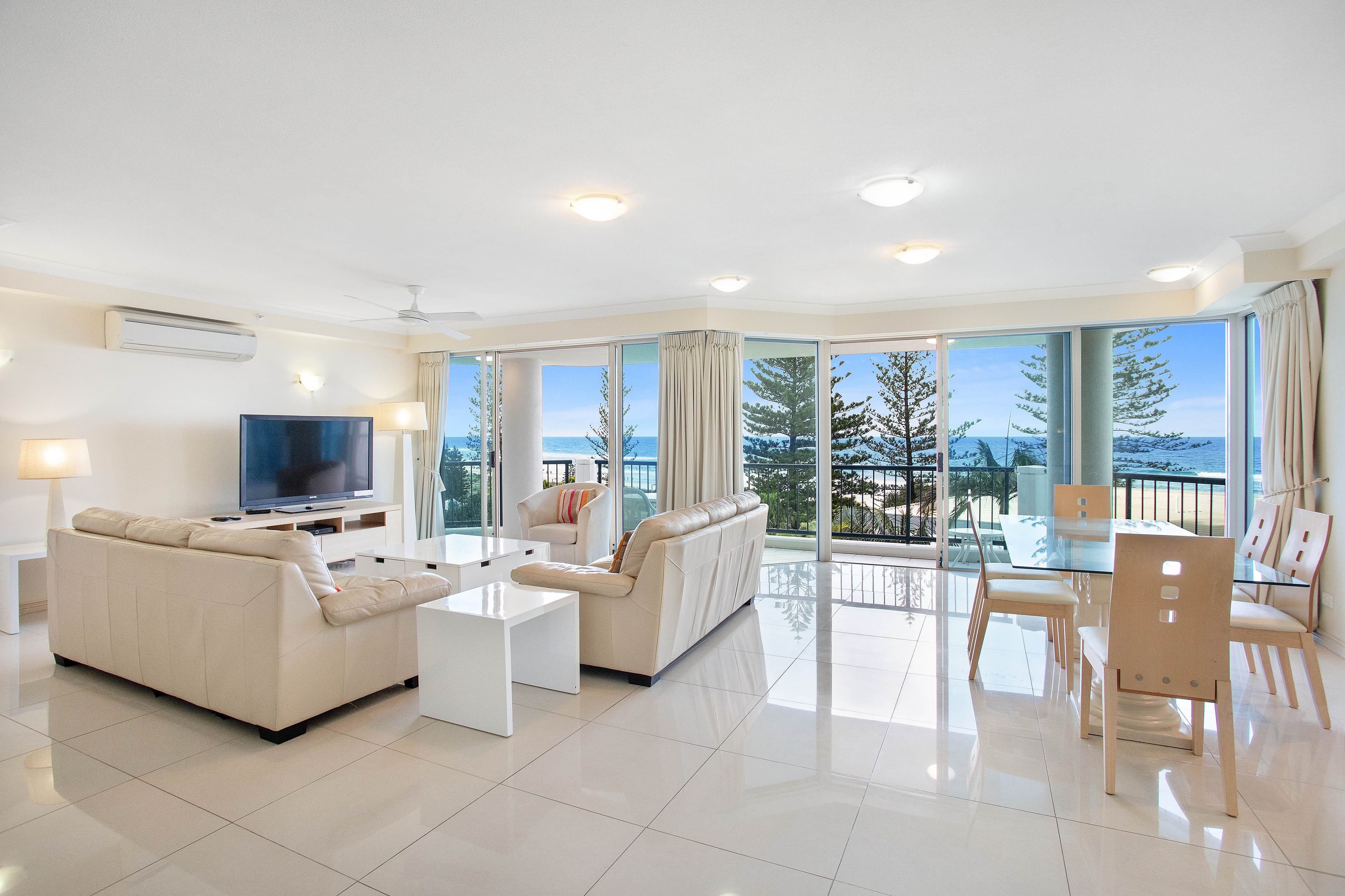 76 'Oceana On Broadbeach' 100 Old Burleigh Road, Broadbeach QLD 4218, Broadbeach - Thumbnail 3