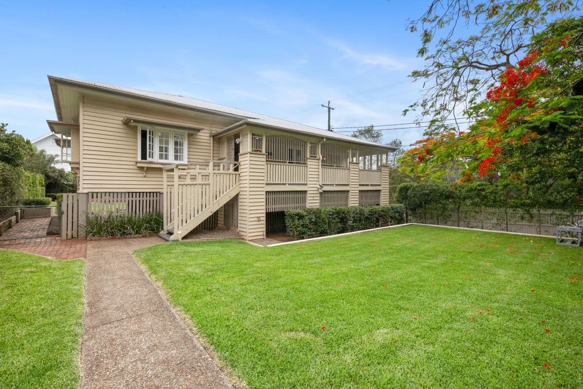 748 Sherwood Road, Sherwood QLD 4075, Sherwood - Thumbnail 2