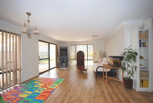 4 Glastonbury, LEDA WA 6170, Leda - Thumbnail 8