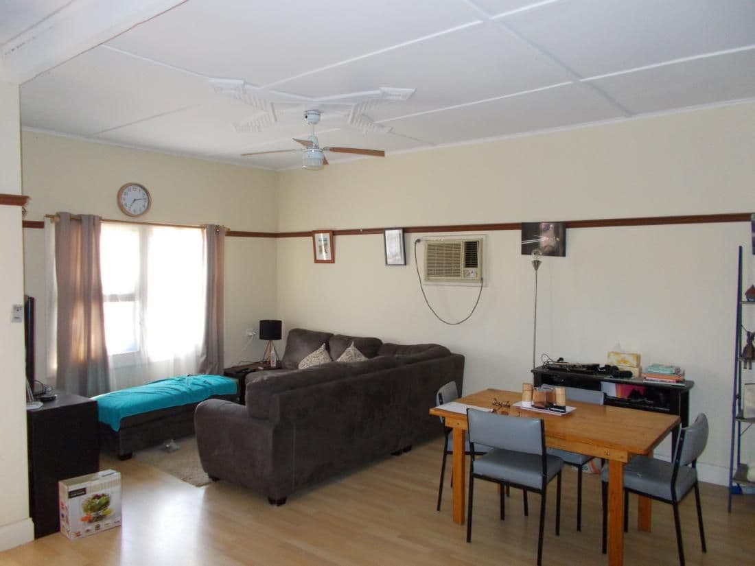 32 DeCourcey Street, Bordertown SA 5268, Bordertown - Thumbnail 2