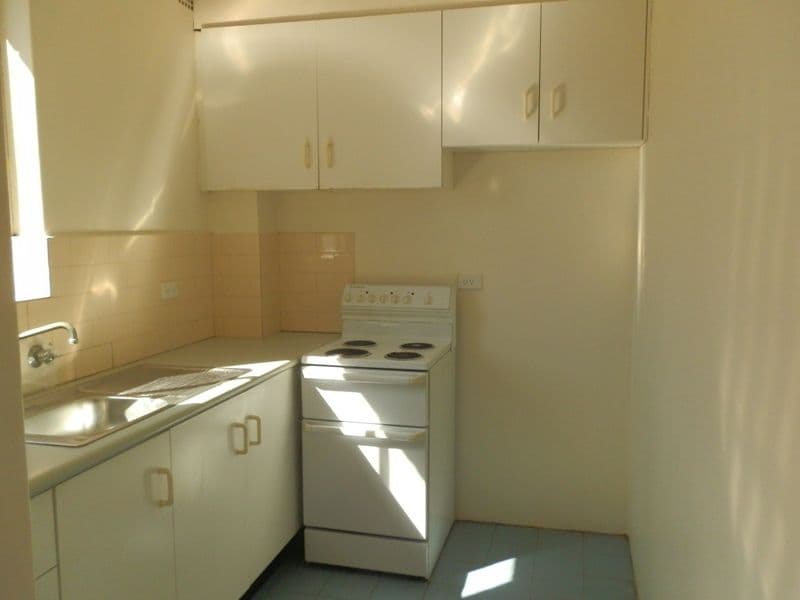 11 Gilbert Street, CABRAMATTA NSW 2166, Cabramatta - Thumbnail 2