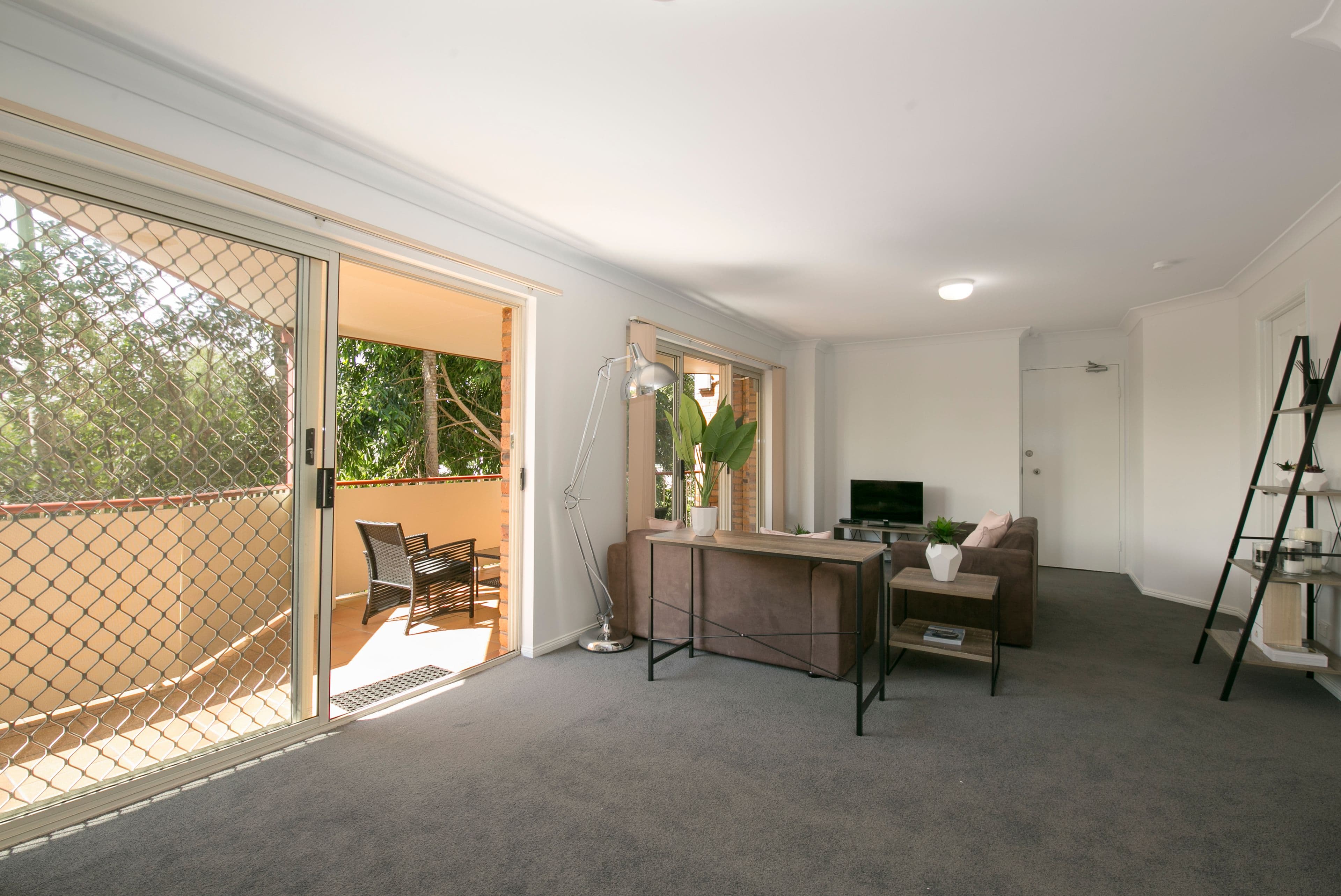 72 Hampstead Road, Highgate Hill QLD 4101, Highgate Hill - Thumbnail 3