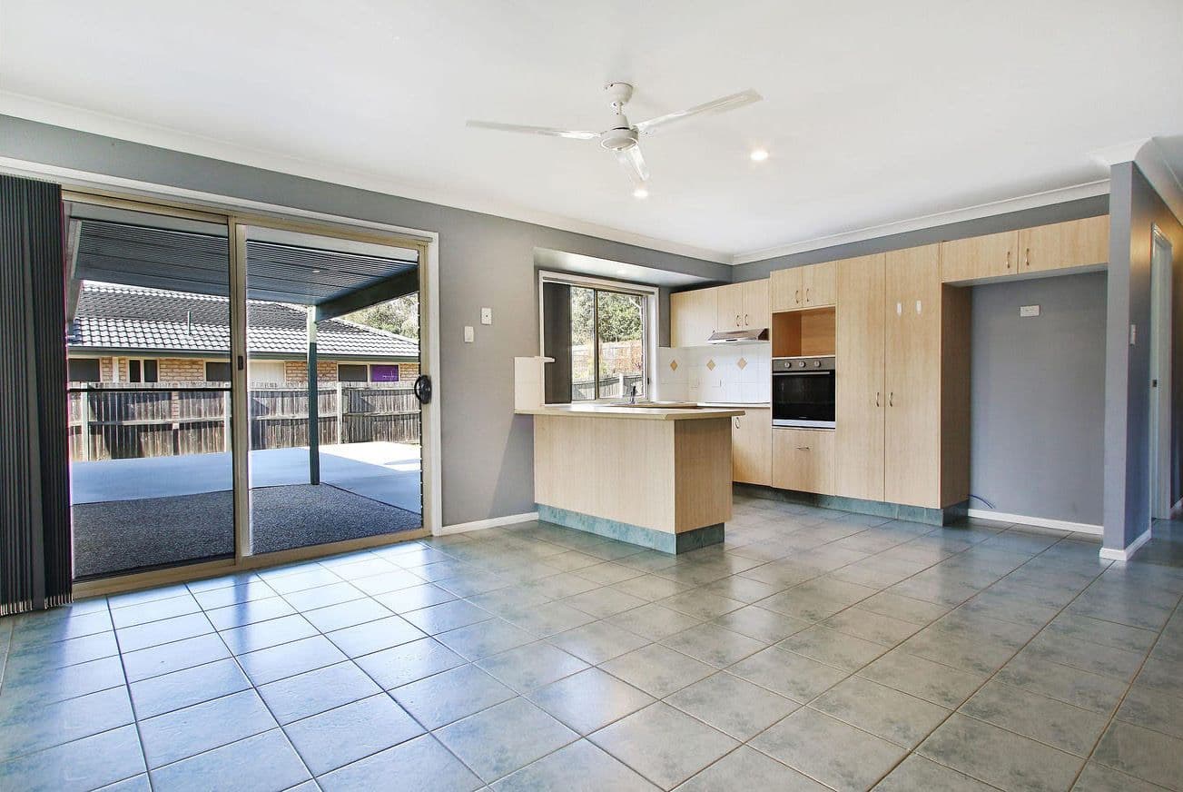 23 Bullen Circuit, Forest Lake QLD 4078, Forest Lake - Thumbnail 4