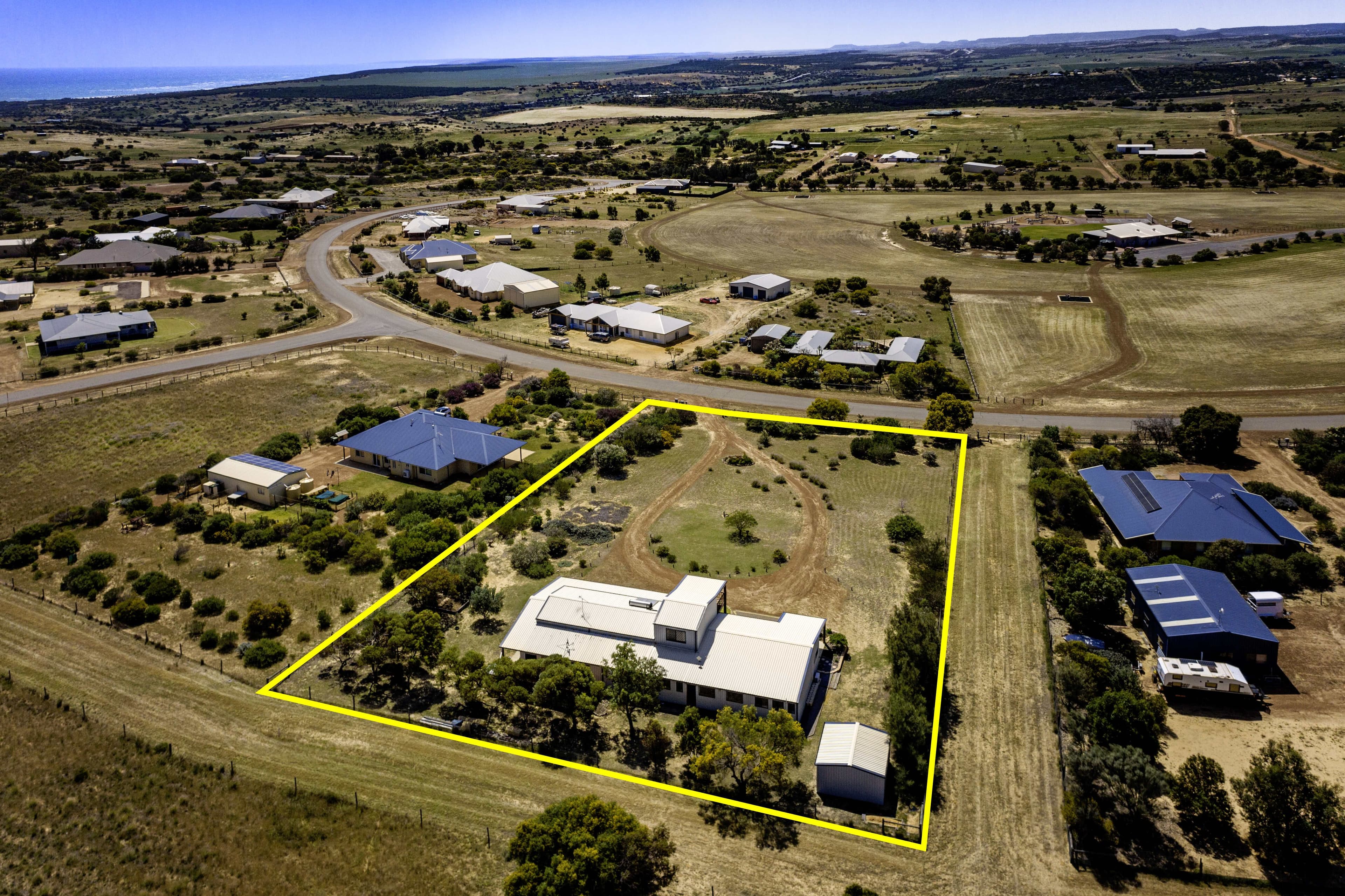 53 Redcliffe Concourse, White Peak WA 6532, White Peak - Thumbnail 3