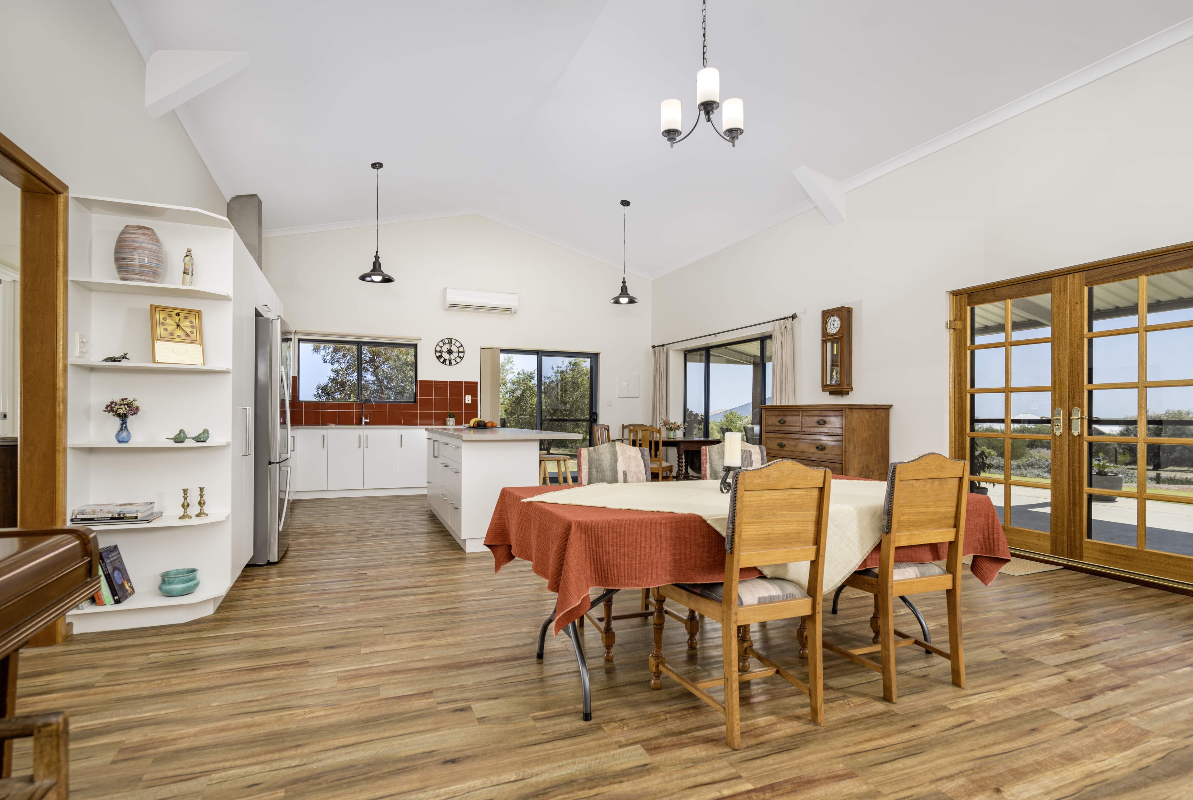 53 Redcliffe Concourse, White Peak WA 6532, White Peak - Thumbnail 7
