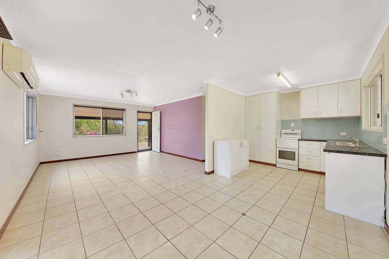 18 Bembooka Close, Glen Eden QLD 4680, Glen Eden - Thumbnail 4