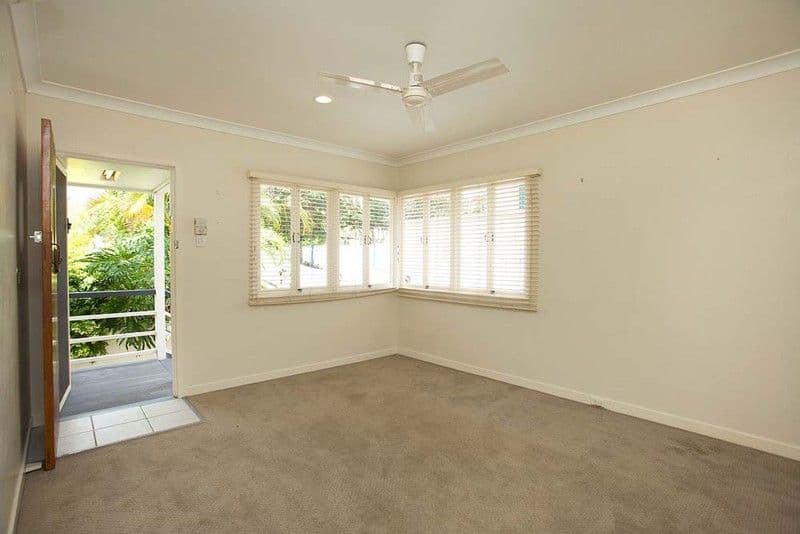 53  Zetland Street, UPPER MOUNT GRAVATT QLD 4122, Upper Mount Gravatt - Thumbnail 2