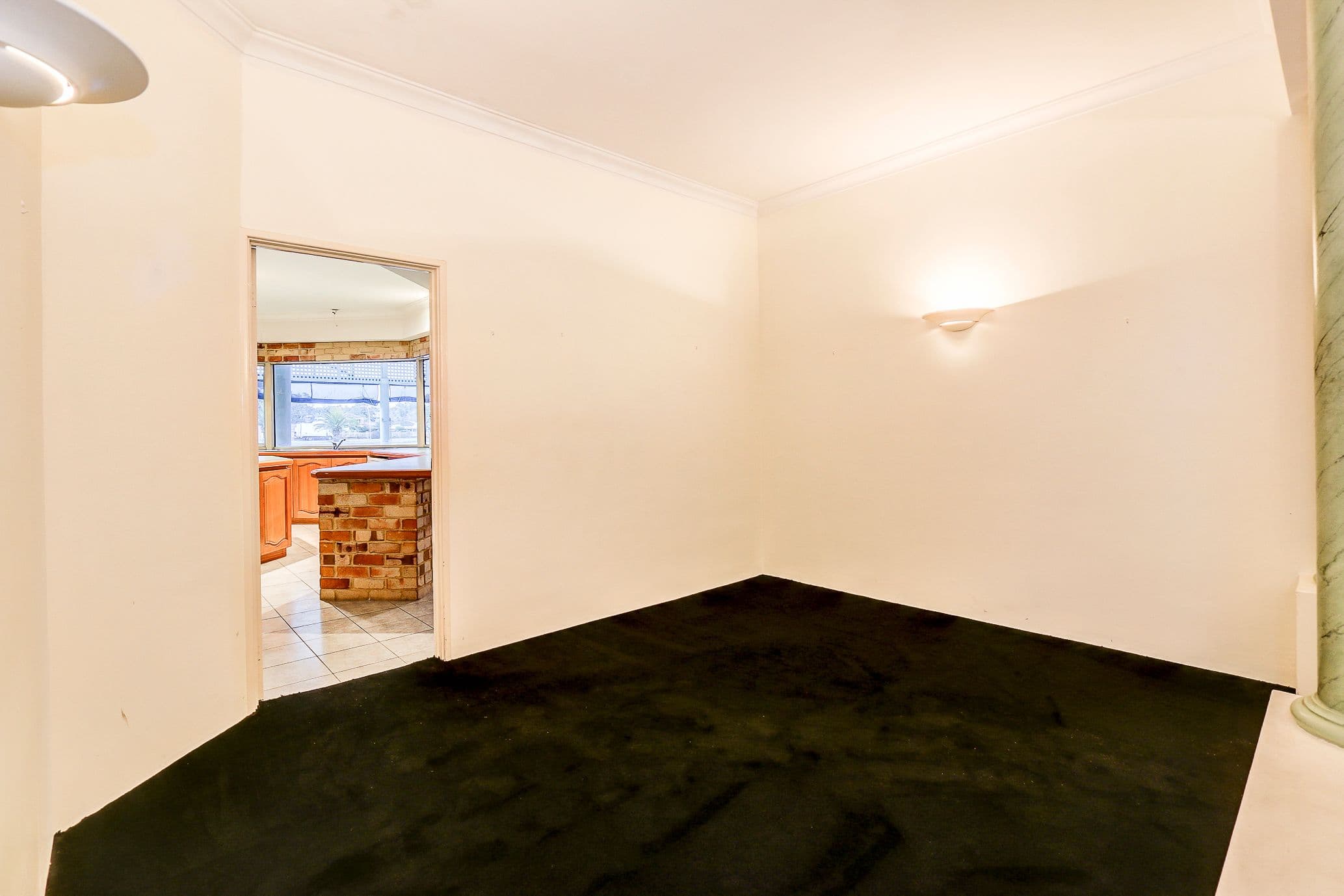 69 Lakeshore Close, Ballajura WA 6066, Ballajura - Thumbnail 3