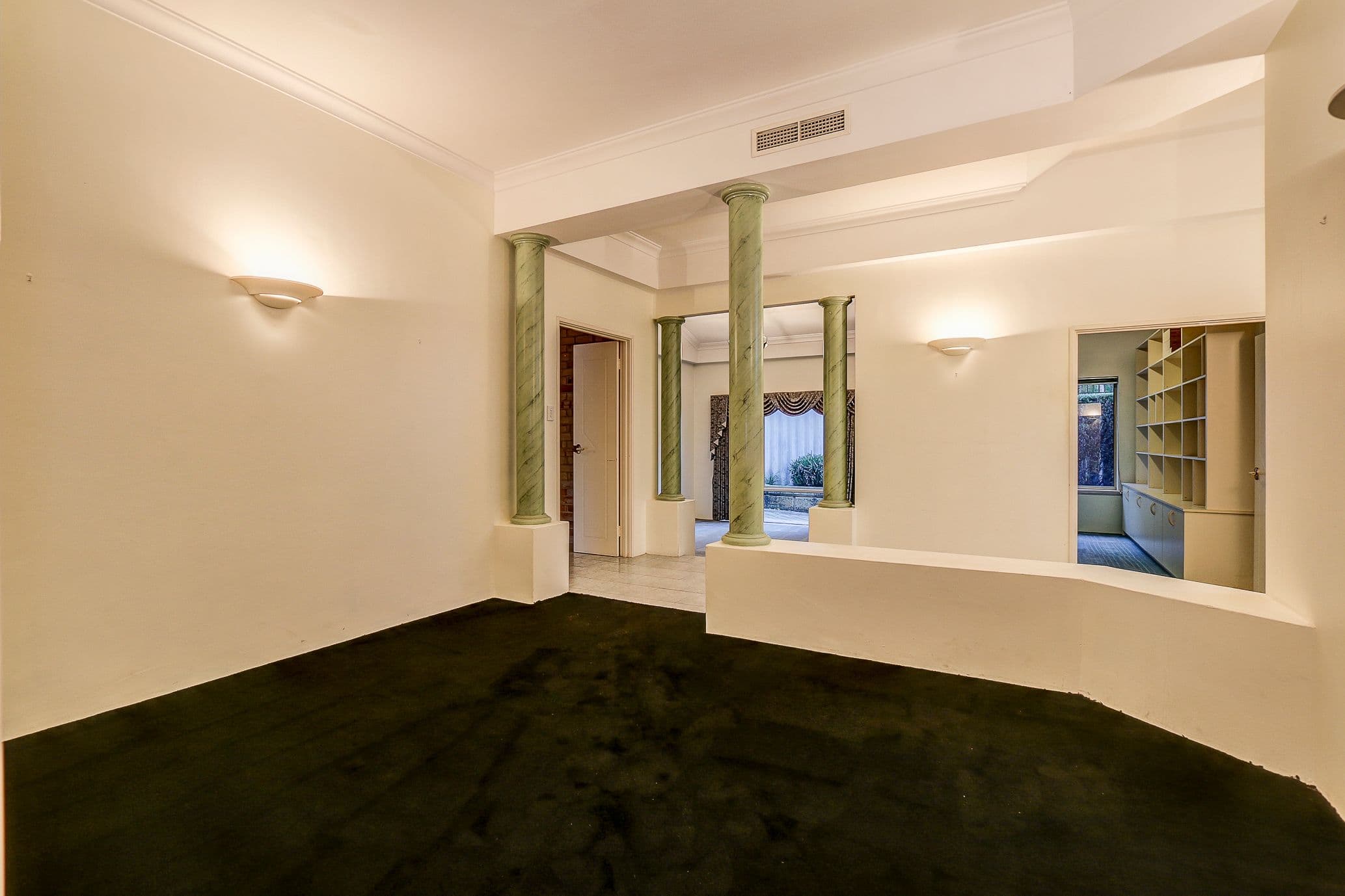 69 Lakeshore Close, Ballajura WA 6066, Ballajura - Thumbnail 4