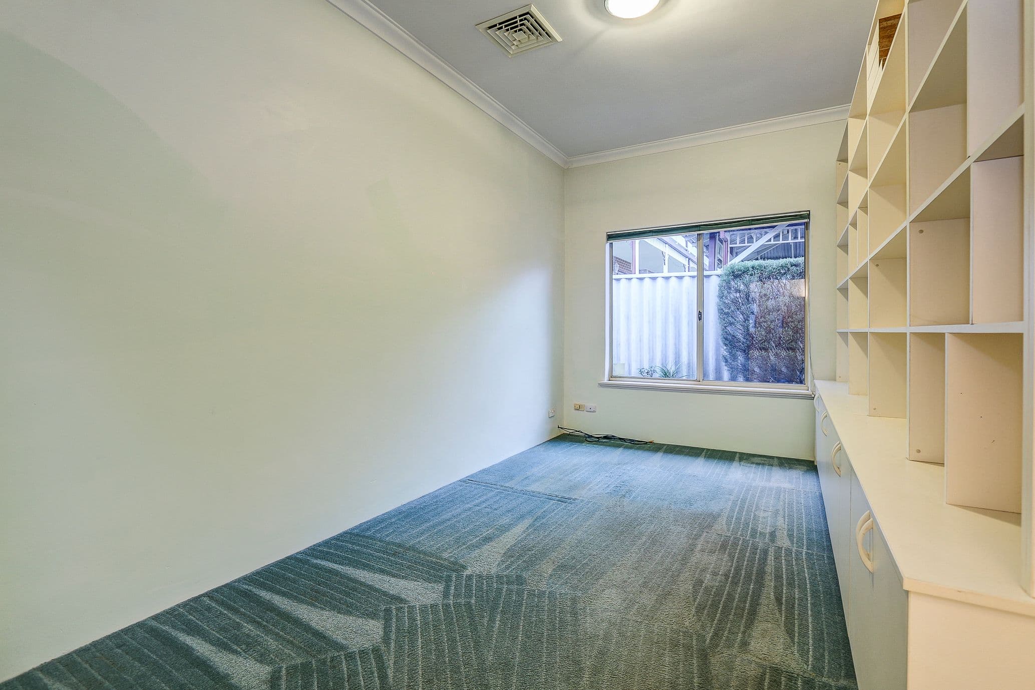 69 Lakeshore Close, Ballajura WA 6066, Ballajura - Thumbnail 5