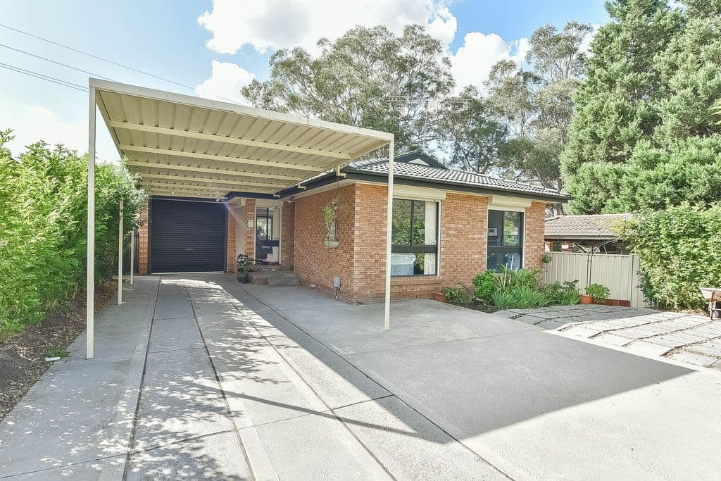 44 Gentian Avenue, Macquarie Fields - Image 1
